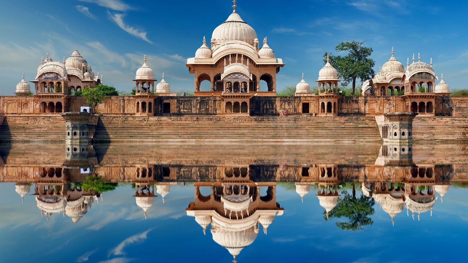 Taxi Service in Mathura